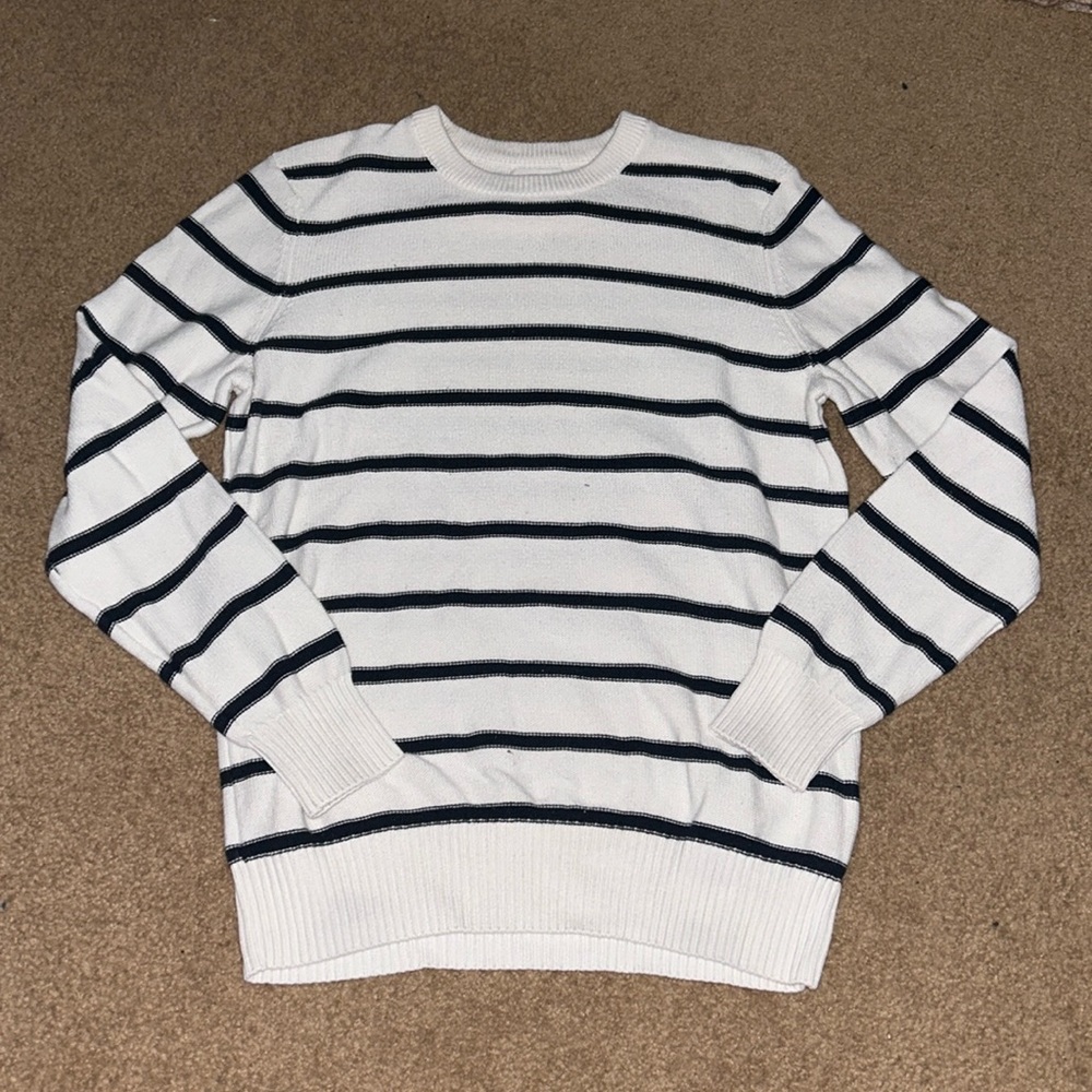 Old Navy Crewneck
